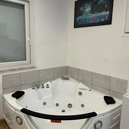 Отель Ekotel 3*